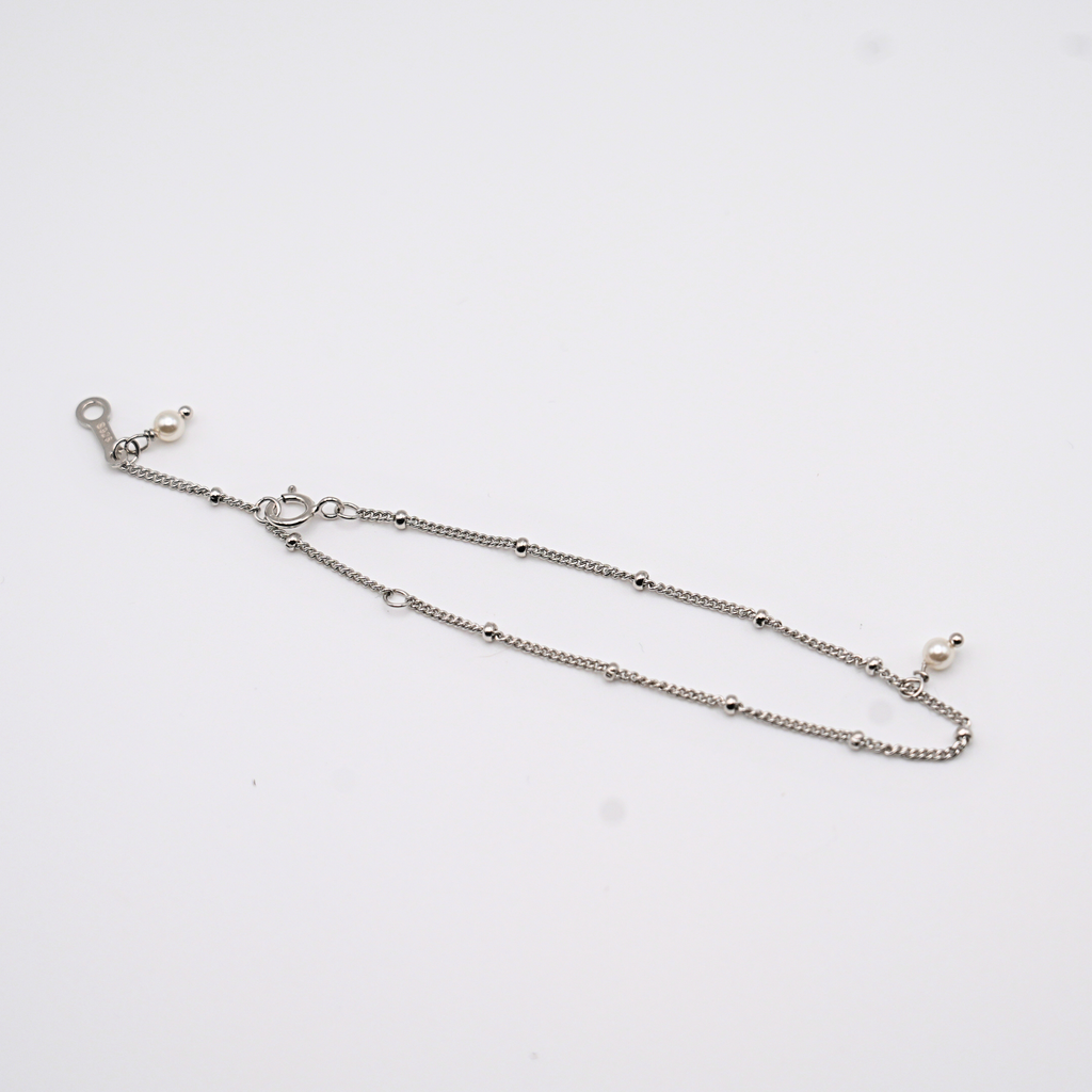 Pearl's Solitaire Bracelet