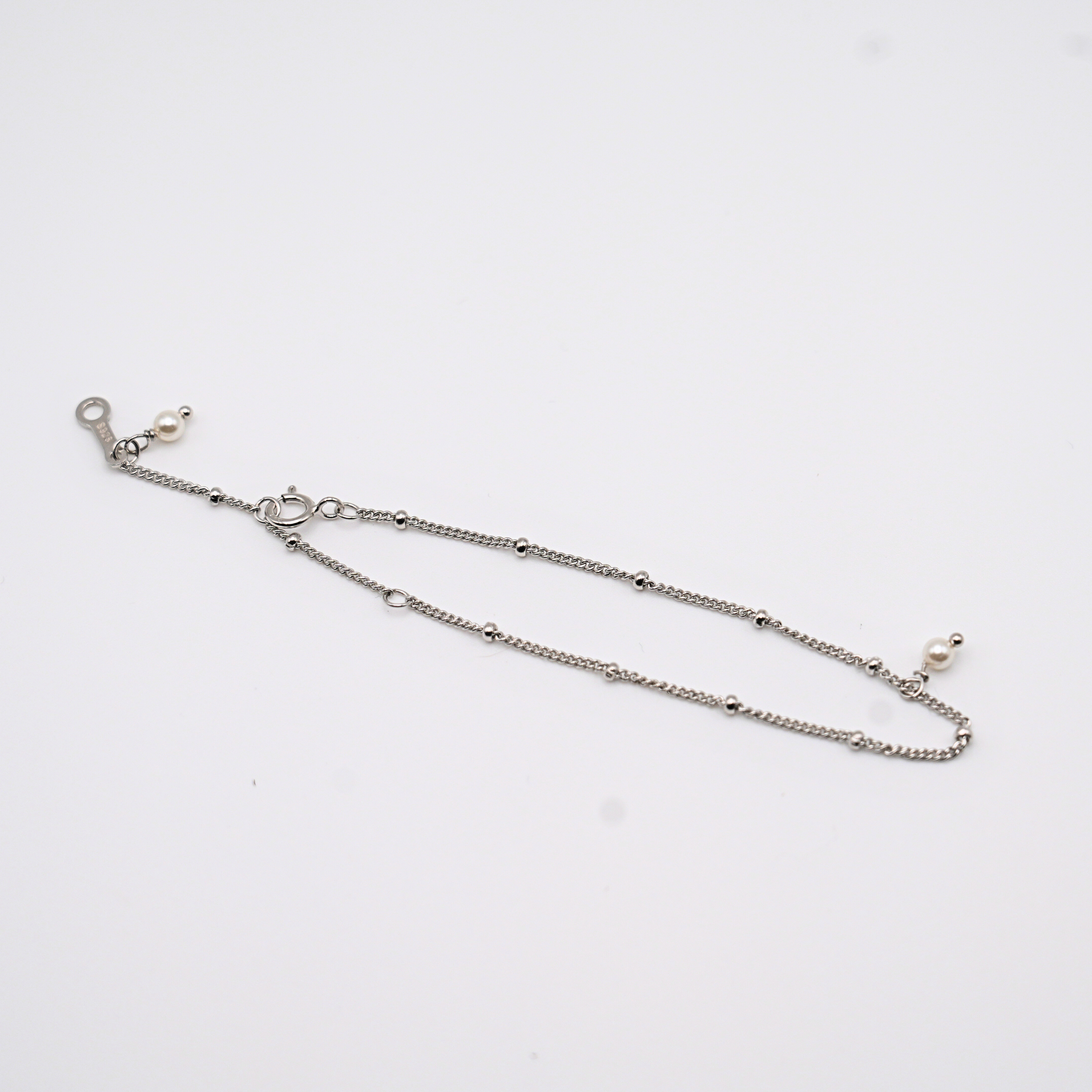 Pearl's Solitaire Bracelet